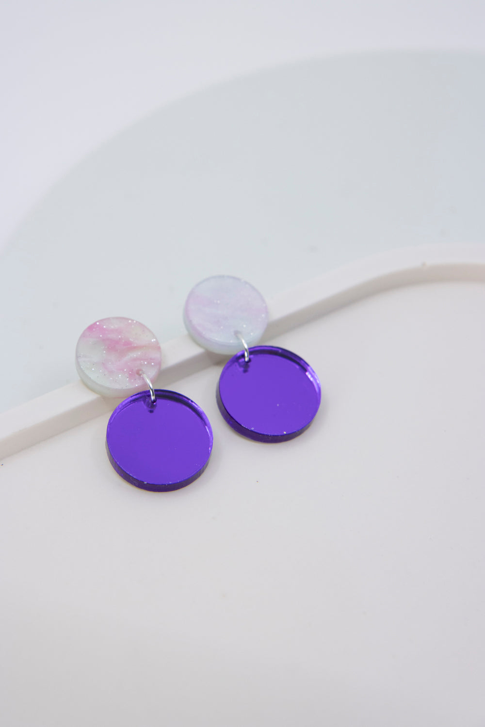 NENA earrings with mirror effect in deep purple