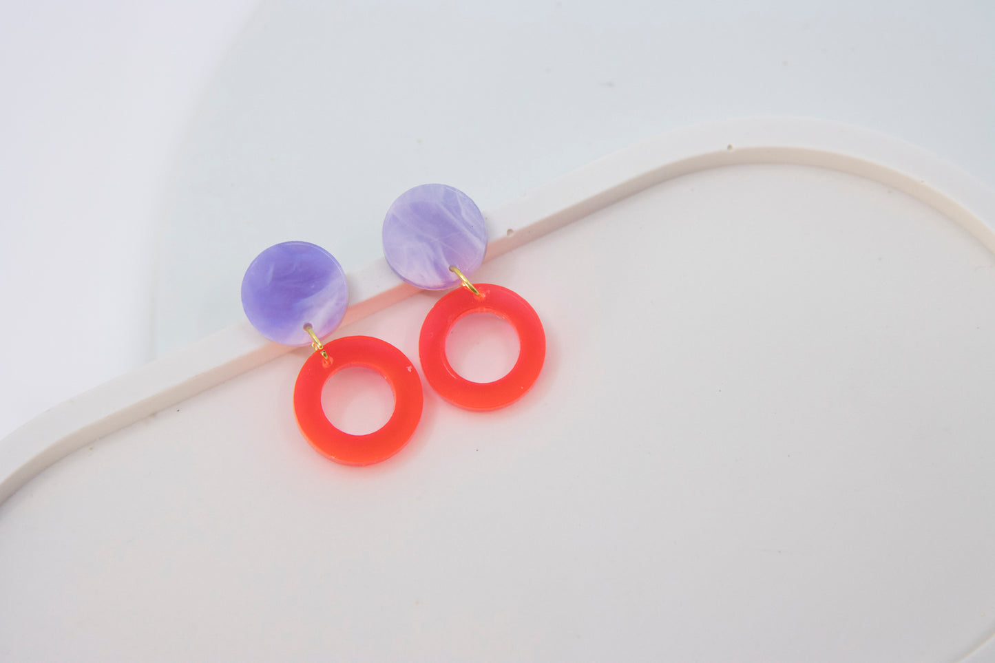 LENA earrings – marbled purple and neon red