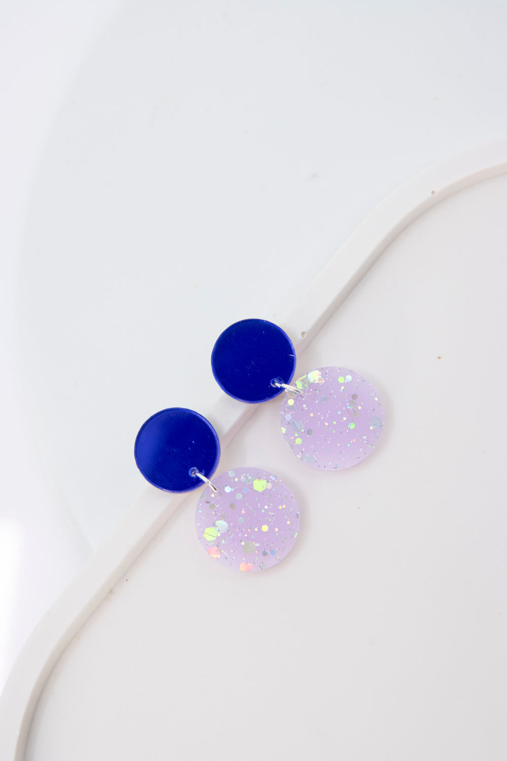 Royal blue ear stud "NENA" with hologlitter