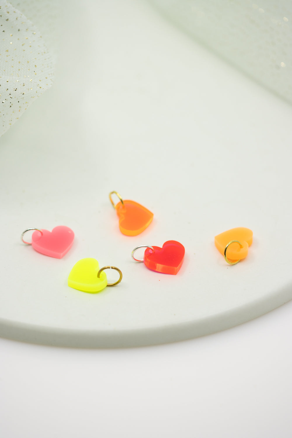 NEON Midi Herz Kettenanhänger