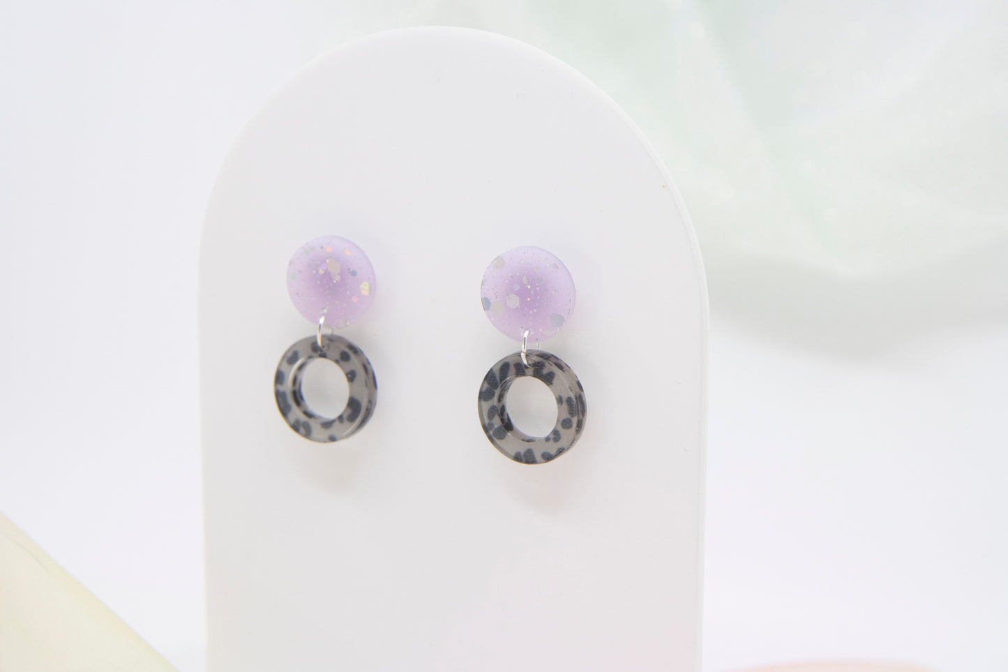Geometric acrylic earring "LENA" with leopard print
