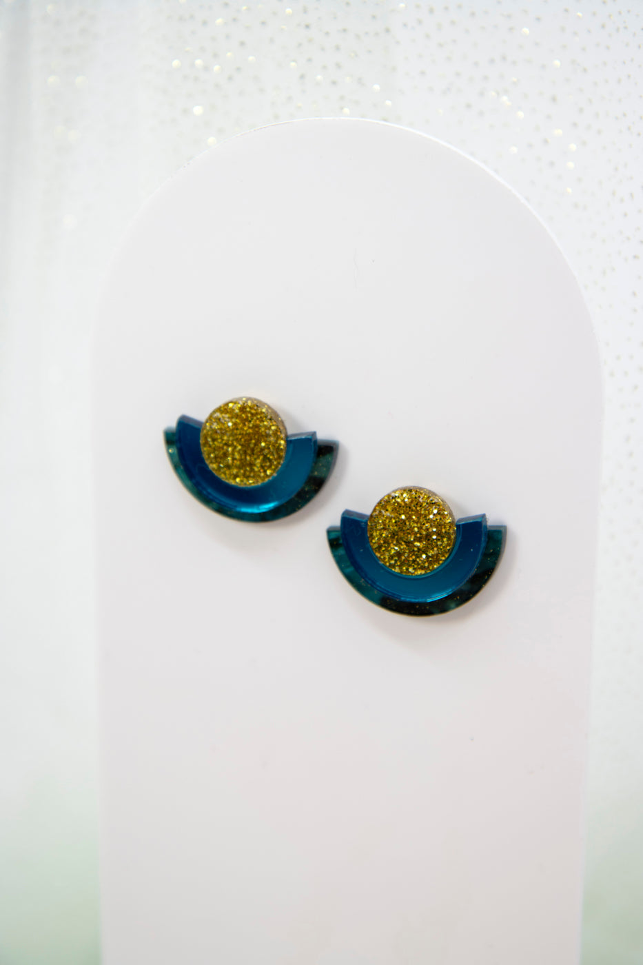 NINA earrings – Geometric design with colorful accents