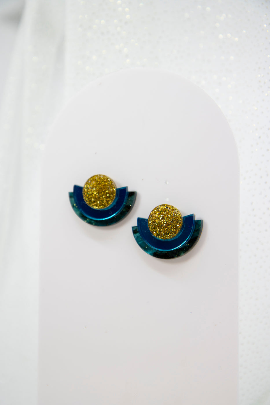 NINA earrings – Geometric design with colorful accents