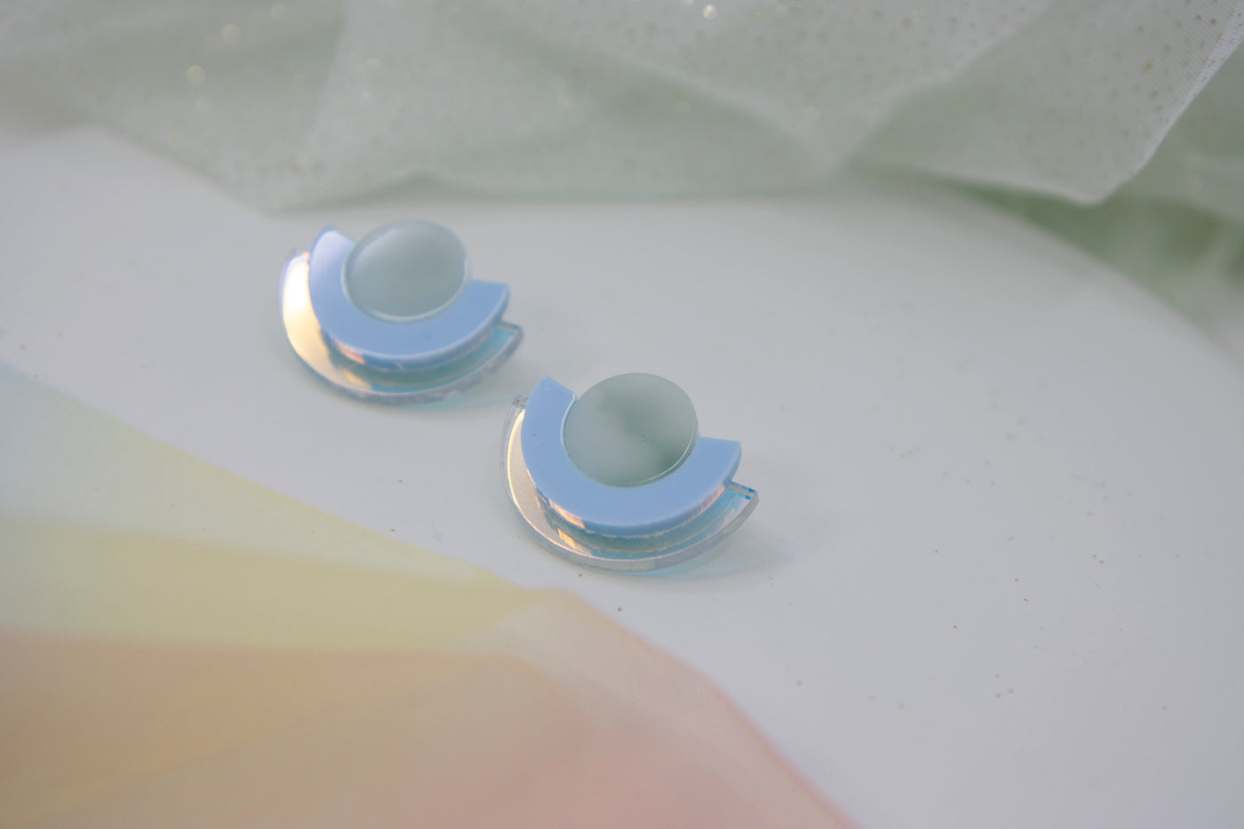 NINA earrings – timeless elegance with modern color combinations