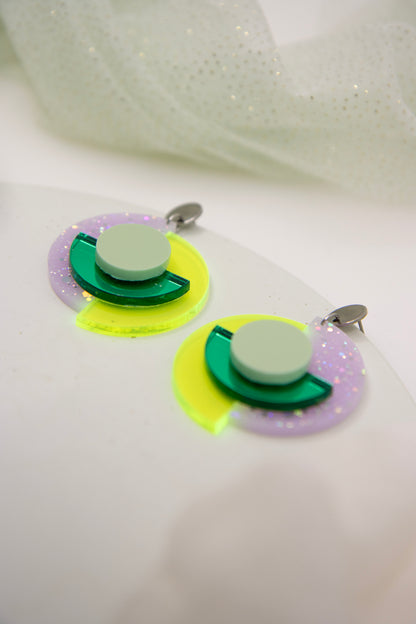 "RENA" Lime OhrStecker Neongrün & Flieder