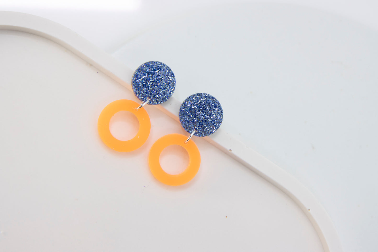 Glitter-Blau & NEON-Orange "LENA"Ohrring Geometrisch