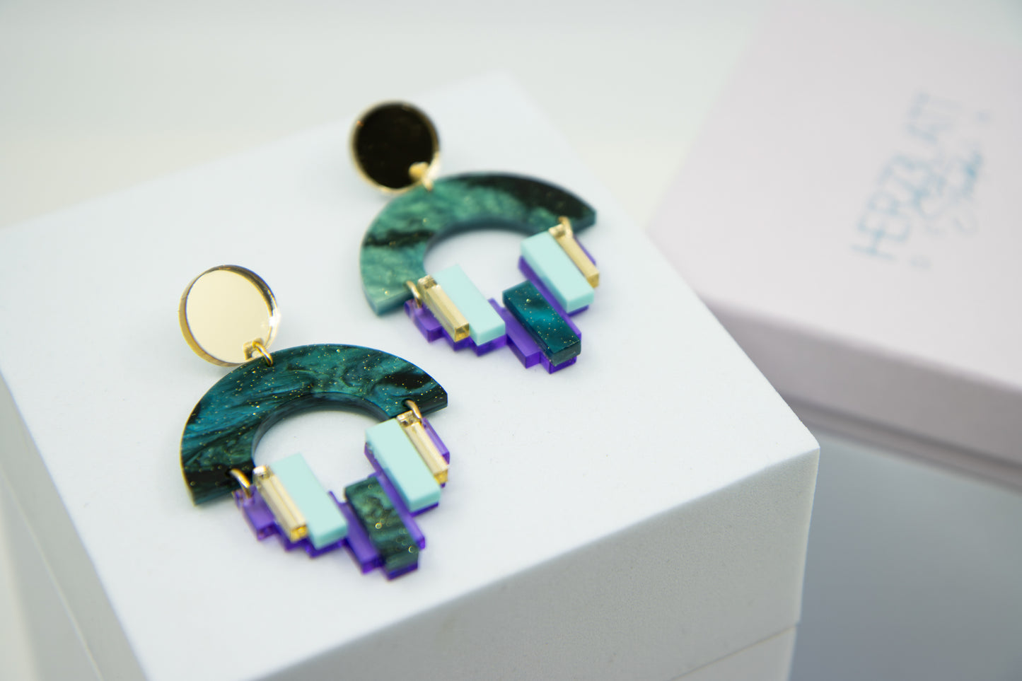PORTIQUE Emerald lilac