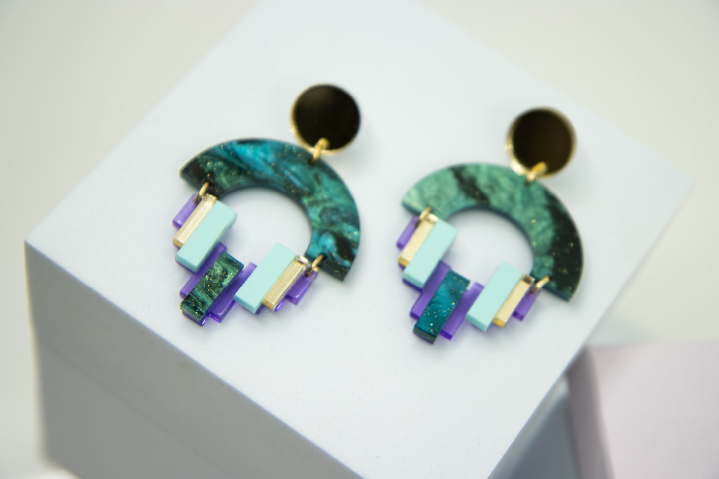 PORTIQUE Emerald lilac