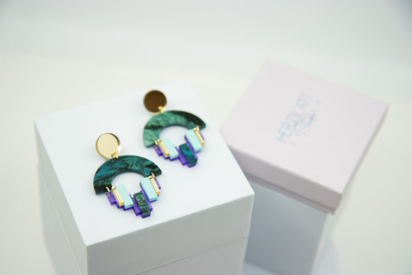 PORTIQUE Emerald lilac
