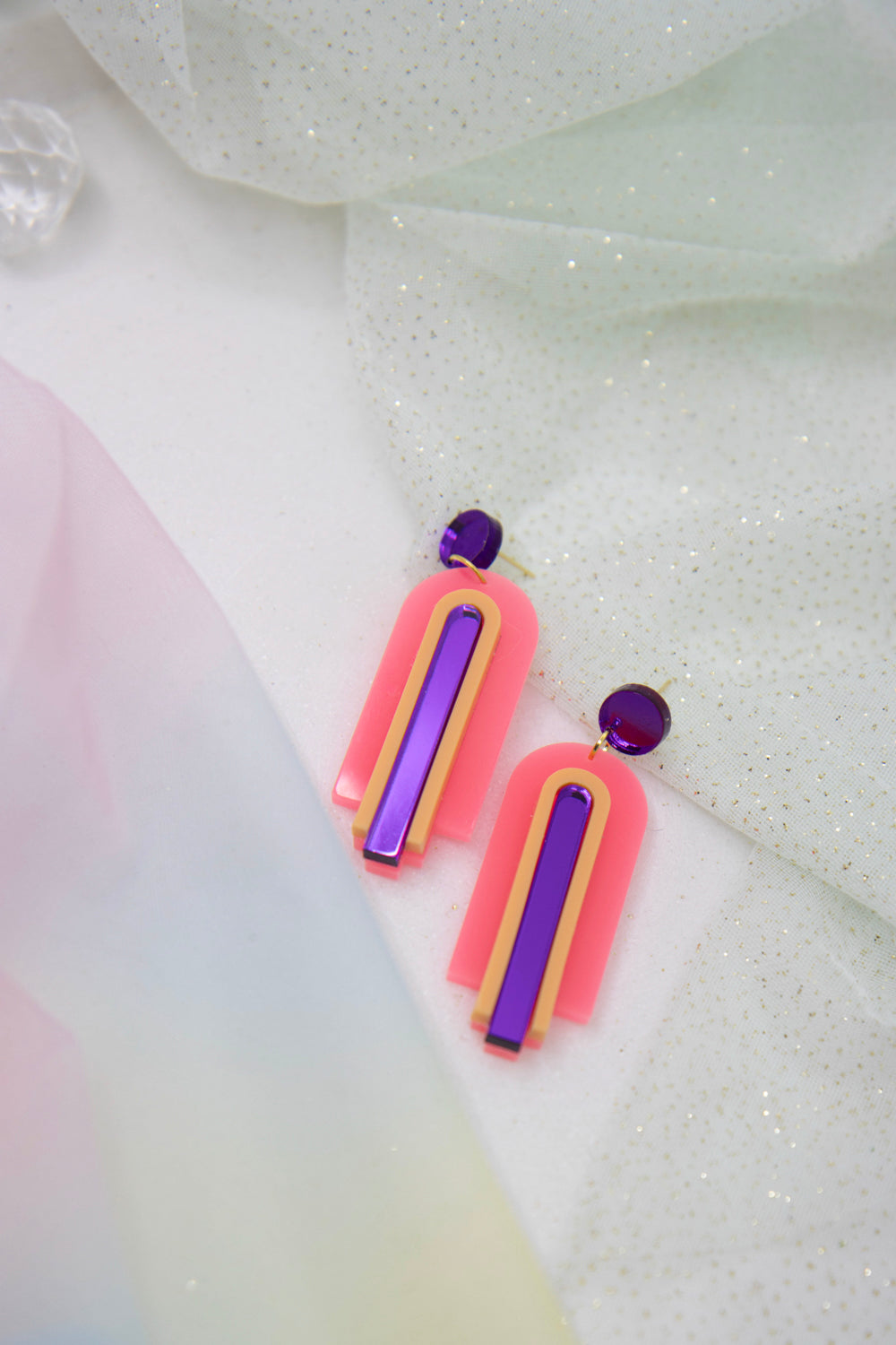 Geometrische statement Ohrstecker Leuchtend, frisch "GINA" – Neon Pink