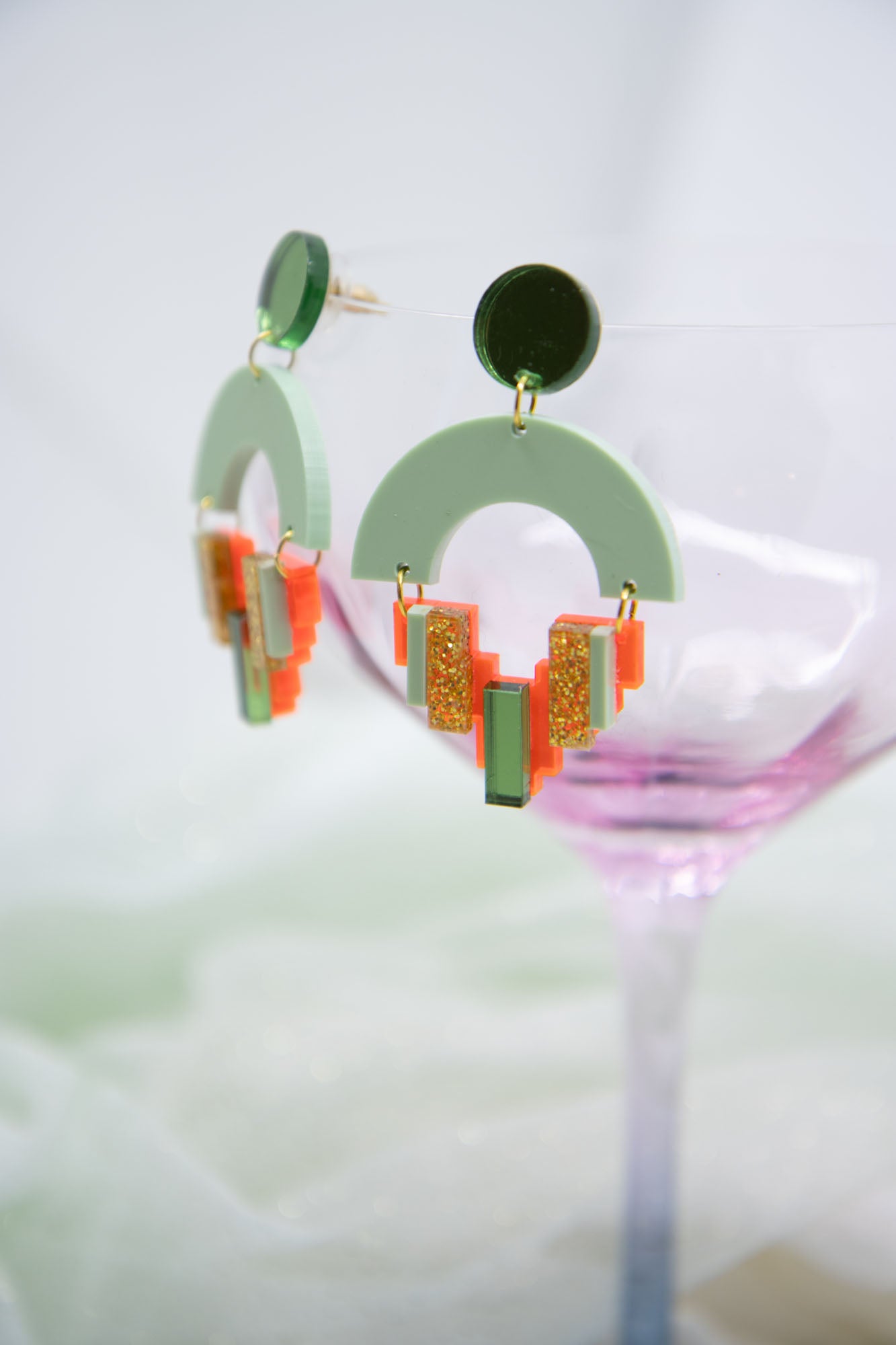 Royal blue ear stud "NENA" with hologlitter