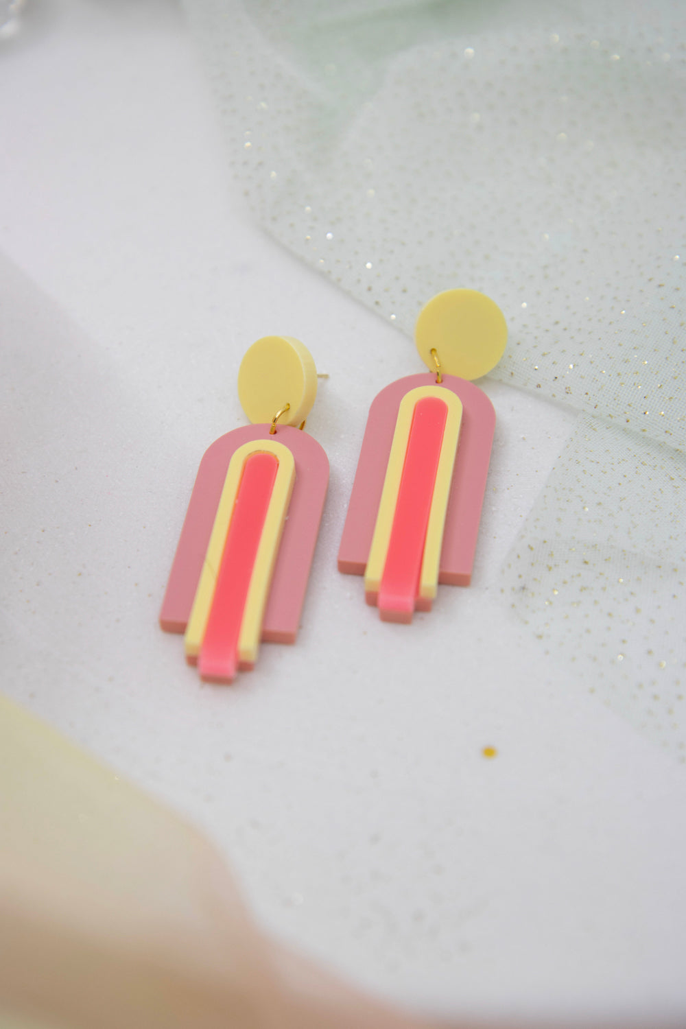 Acrylschmuck Ohrringe geometrisch "GINA" – Peach